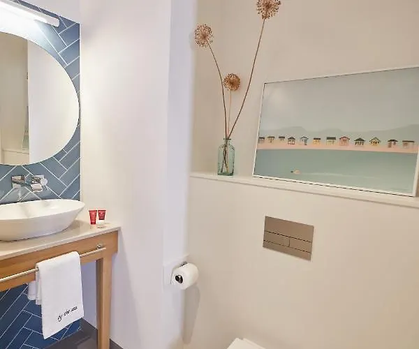 Hotel apartamentowy Park - By The Sea